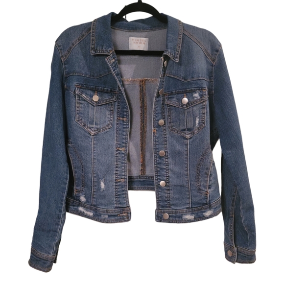 Denim Jacket by Tinsel Town NWT Medium Wash Distressed Cropped Size M - Picture 1 of 5